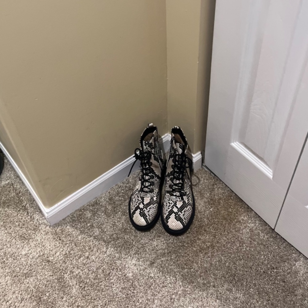 Shutz Snakeskin | Python Combat Boots - image 5